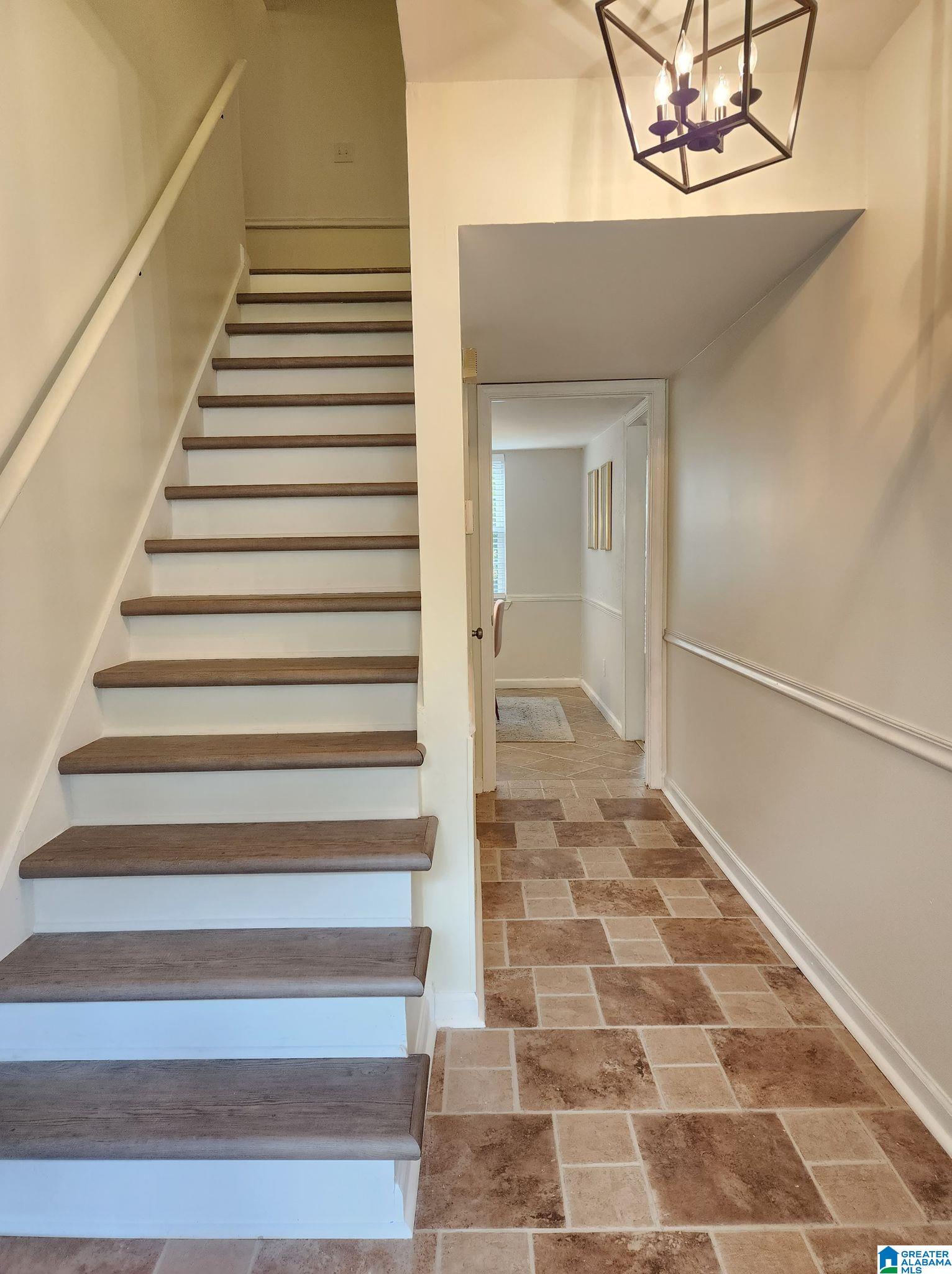 5229 Dresden Road Birmingham, AL 35210 - Photo 2 of 42