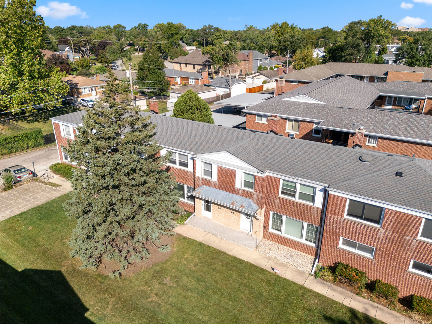 716 North Western Avenue Park Ridge, IL 60068 - Photo 23 of 26 a view of a city with tall buildings