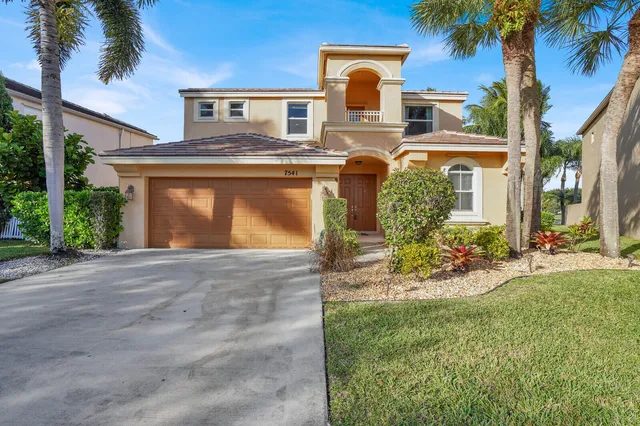 $900,000 | 7541 Downwinds Lane, Lake Worth, FL 33467
