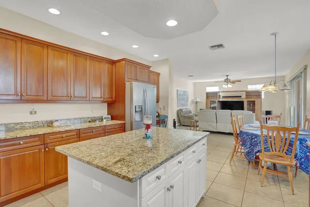 $900,000 | 7541 Downwinds Lane, Lake Worth, FL 33467