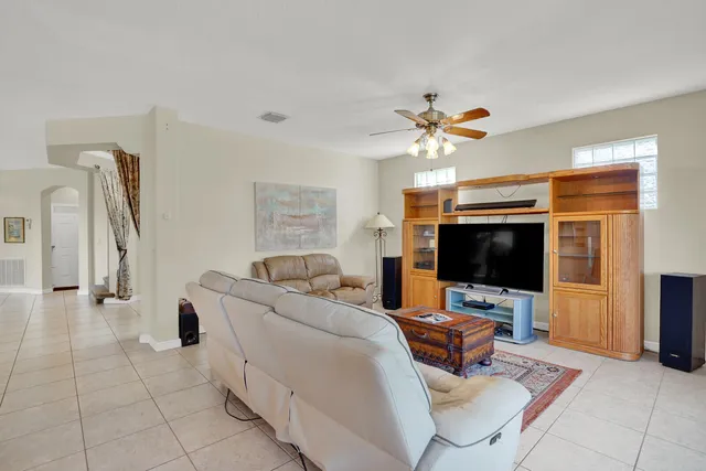 $900,000 | 7541 Downwinds Lane, Lake Worth, FL 33467