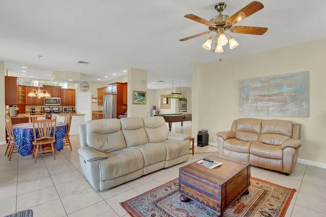 $900,000 | 7541 Downwinds Lane, Lake Worth, FL 33467