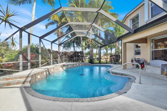 $900,000 | 7541 Downwinds Lane, Lake Worth, FL 33467