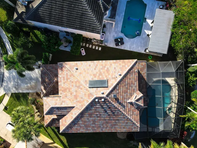 $900,000 | 7541 Downwinds Lane, Lake Worth, FL 33467