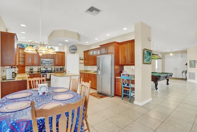 $900,000 | 7541 Downwinds Lane, Lake Worth, FL 33467