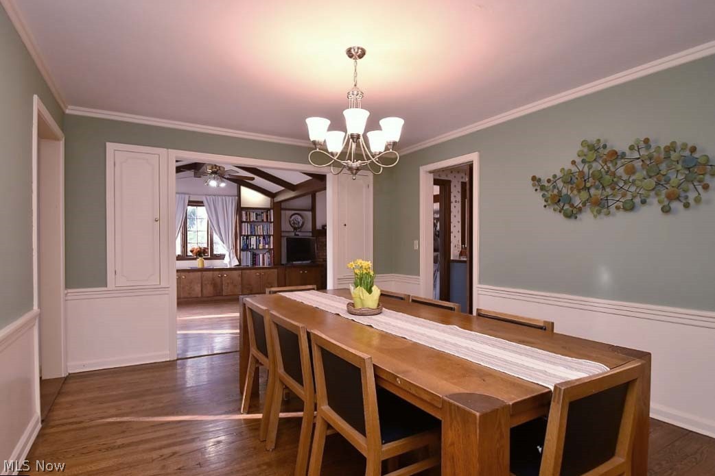 24610 Duffield Road Beachwood, OH 44122 - Photo 8 of 29 Another view of Dining Room with built ins