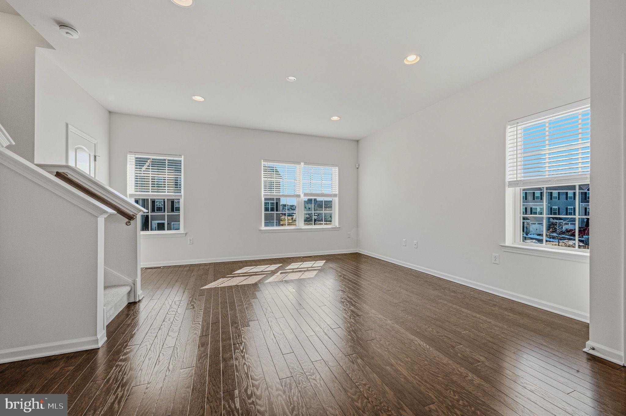 1061 Wickersham Way Middletown, DE 19709 - Photo 3 of 57