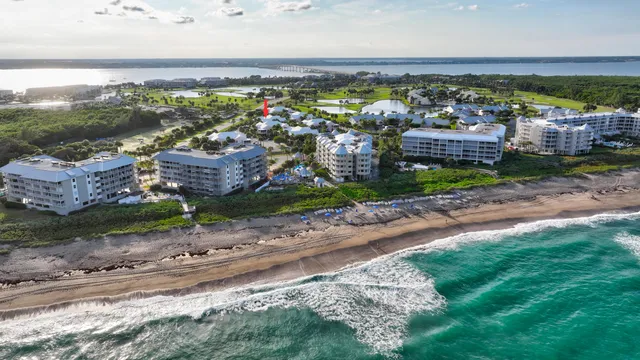 $565,000 | 411 Northeast Plantation Road, Unit 522, Stuart, FL 34996
