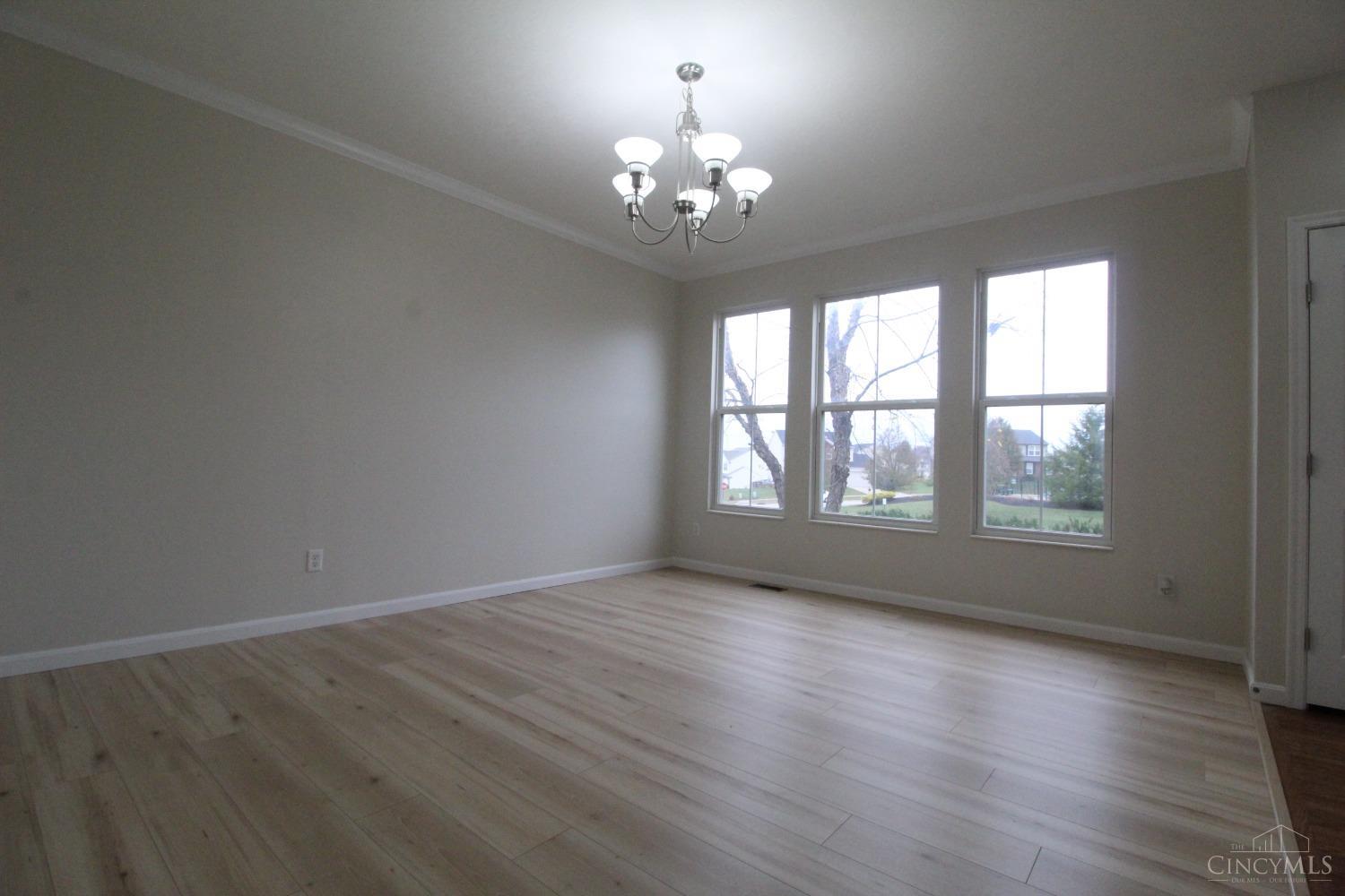 2755 Arroyo Ridge Court Hamilton, OH 45011 - Photo 6 of 33