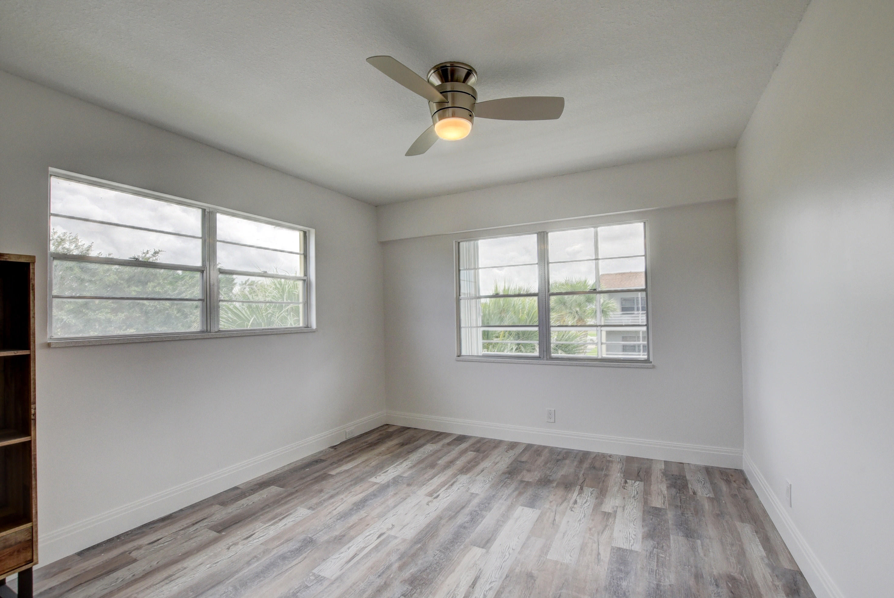 113 Dorset C Boca Raton, FL 33434 - Photo 11 of 49 GUEST BEDROOM