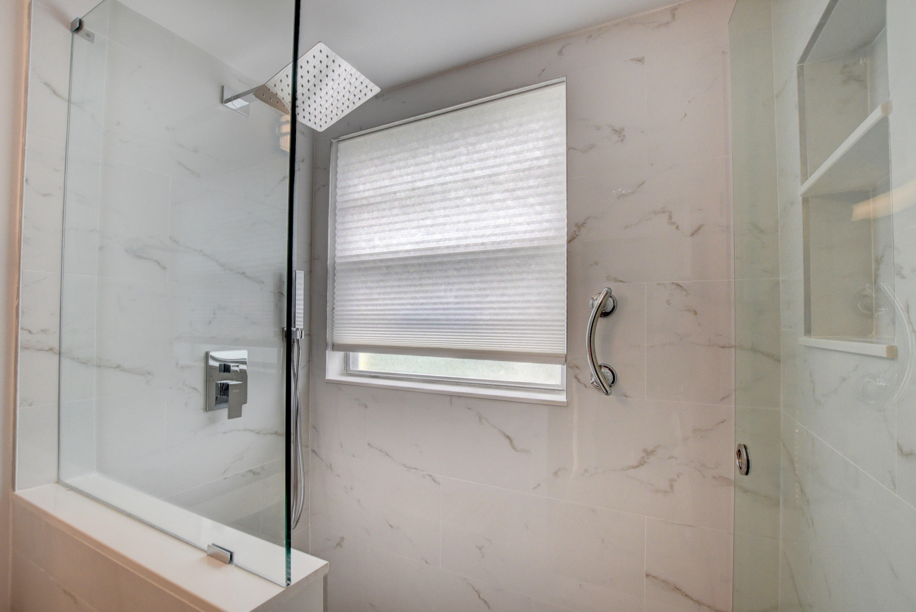 113 Dorset C Boca Raton, FL 33434 - Photo 16 of 49 MASTER BATHROOM