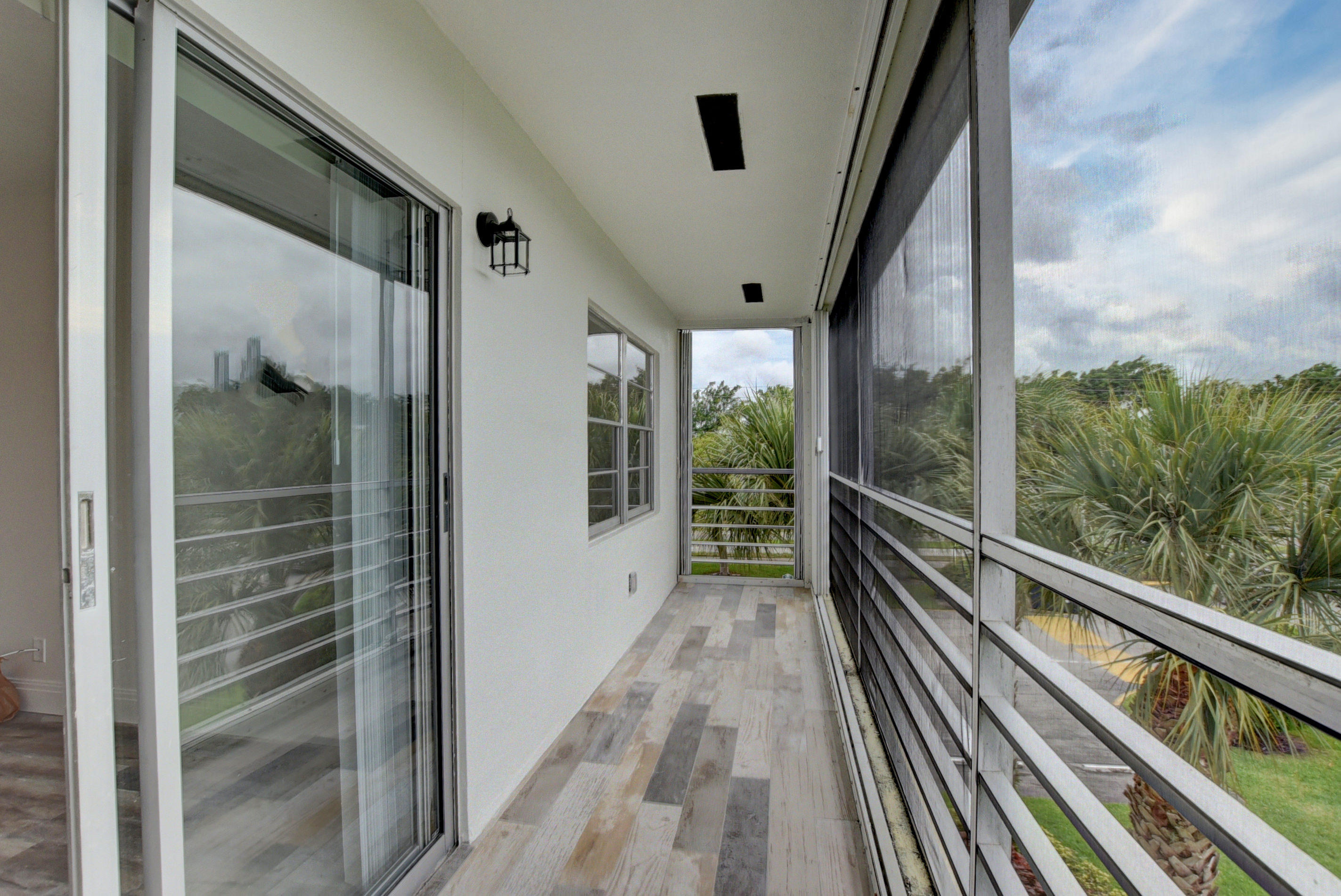 113 Dorset C Boca Raton, FL 33434 - Photo 23 of 49 SCREENED PORCH