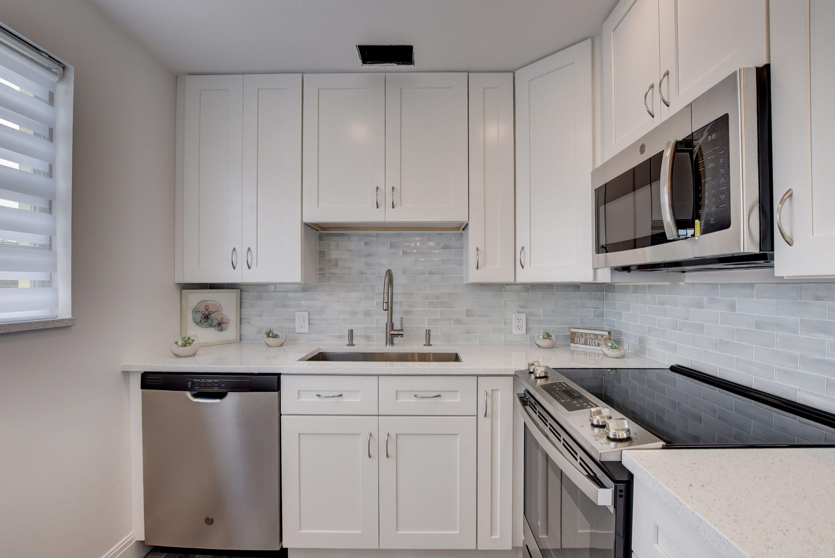 113 Dorset C Boca Raton, FL 33434 - Photo 8 of 49 KITCHEN