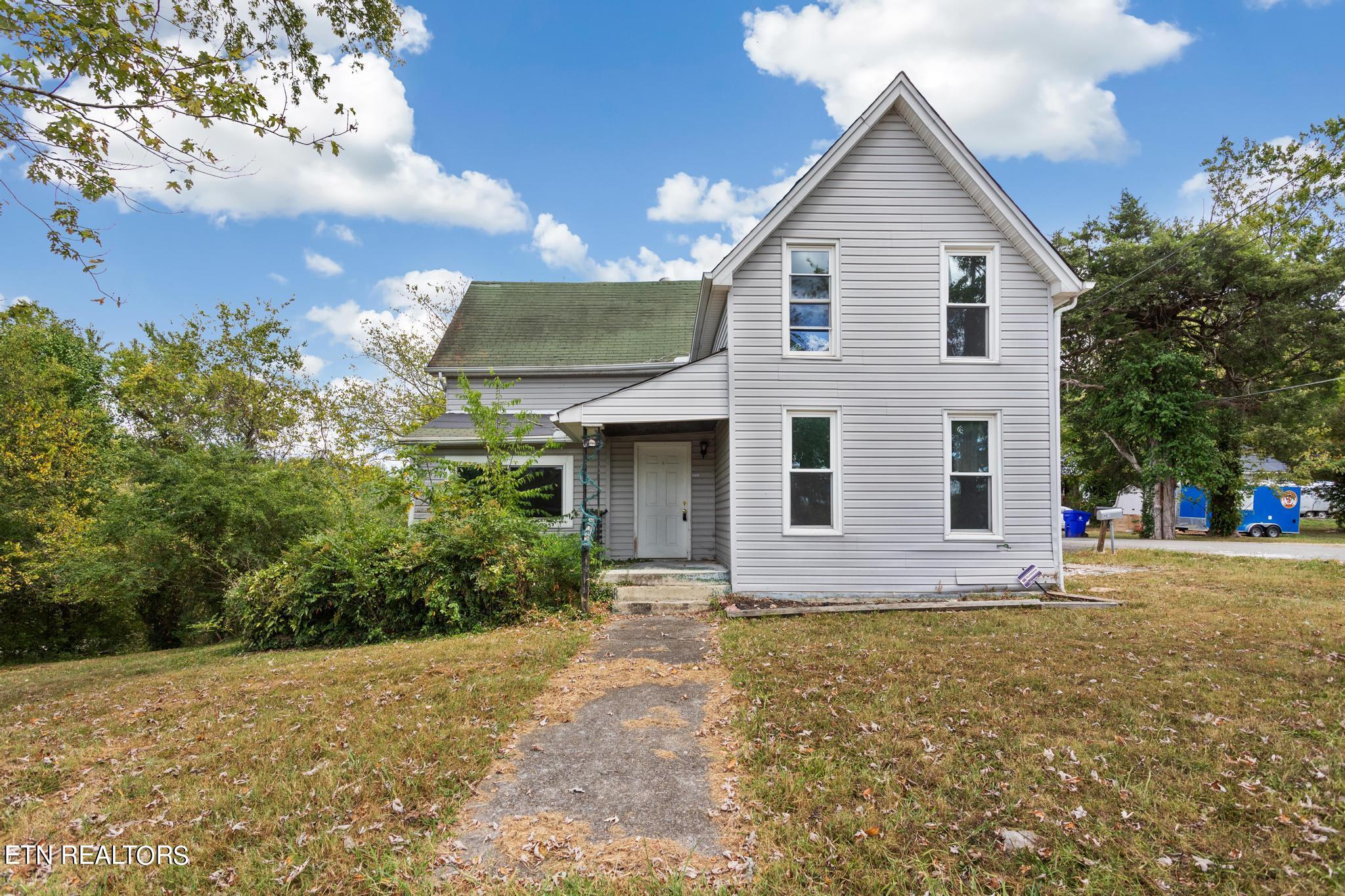 401 Morton Road Harriman, TN 37748 - Photo 1 of 17 01