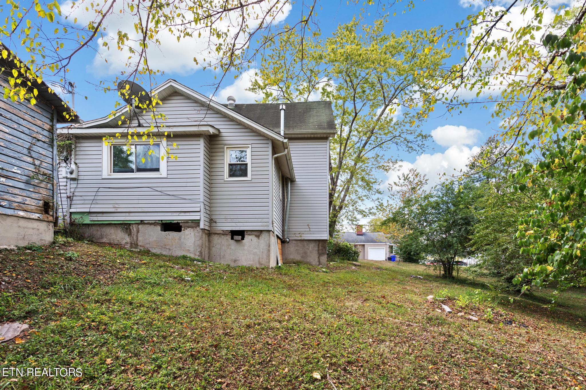 401 Morton Road Harriman, TN 37748 - Photo 12 of 17 12