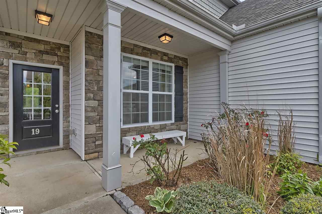 19 Shefleys Road Simpsonville, SC 29680 - Photo 2 of 27 Gallery Image 2