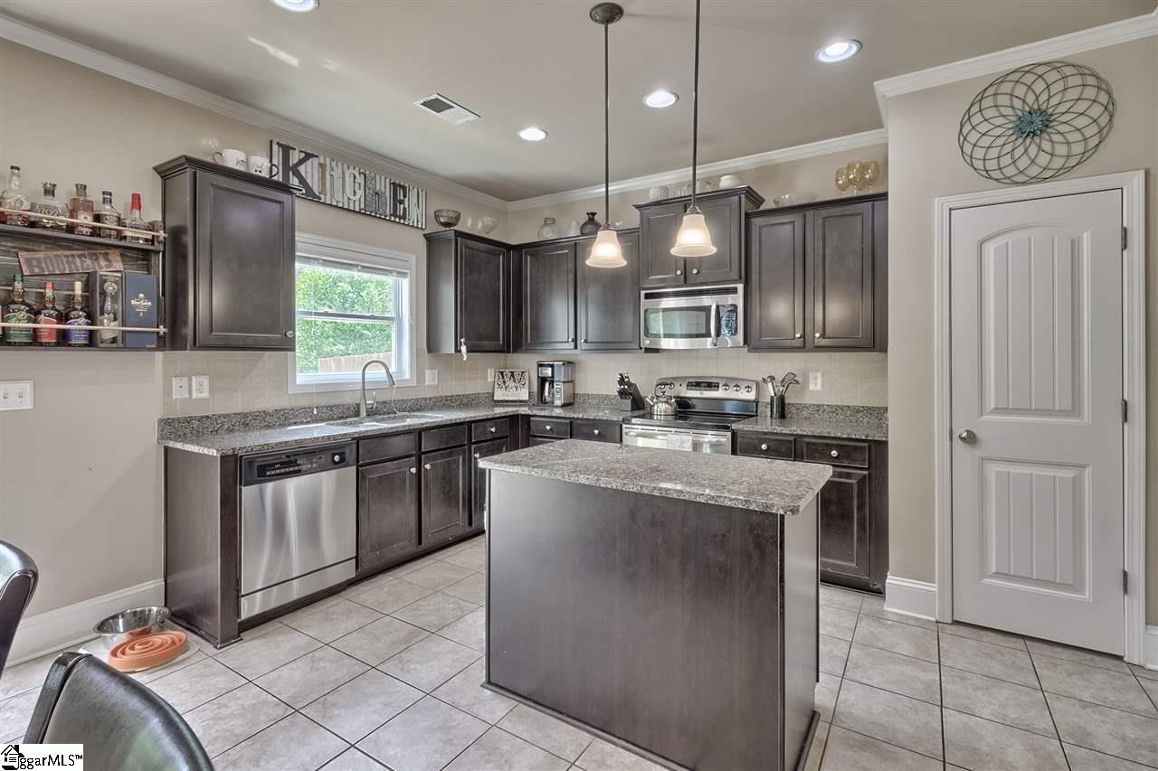 19 Shefleys Road Simpsonville, SC 29680 - Photo 13 of 27 Gallery Image 13