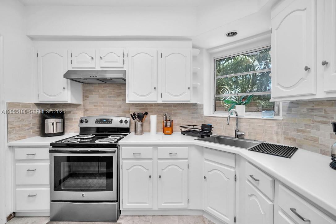 801 Southwest 24th Road Miami, FL 33129 - Photo 8 of 20
