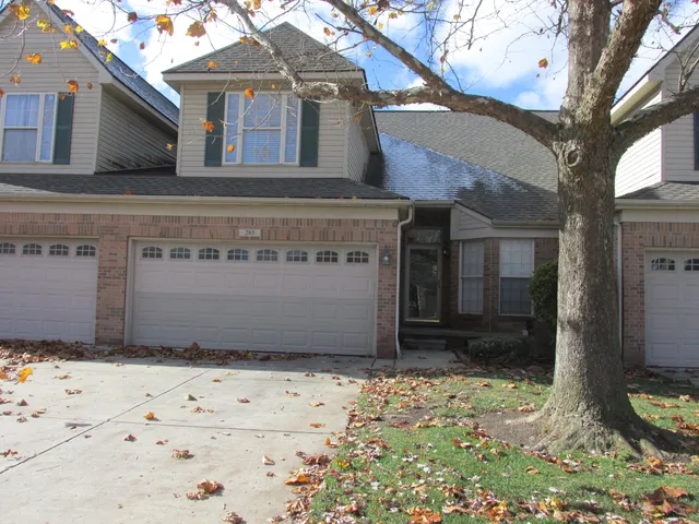 $275,000 | 285 Carson Drive, Unit 156, Westland, MI 48185