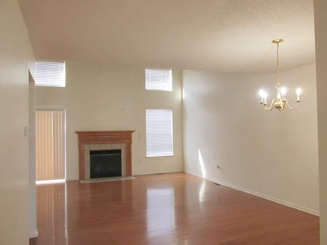 $275,000 | 285 Carson Drive, Unit 156, Westland, MI 48185