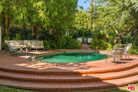 $3,395,000 | 2041 Grace Avenue, Los Angeles, CA 90068