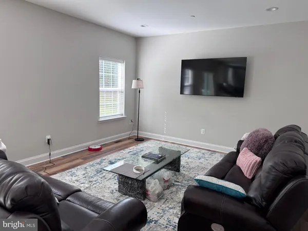 $570,000 | 22030 Victorian Drive, California, MD 20619