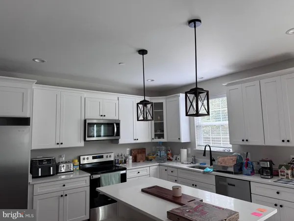 $570,000 | 22030 Victorian Drive, California, MD 20619