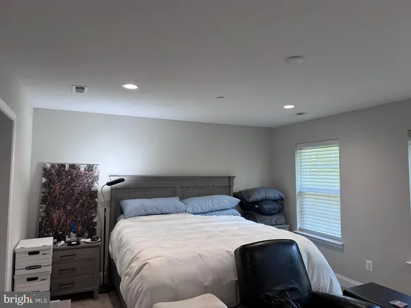 $570,000 | 22030 Victorian Drive, California, MD 20619