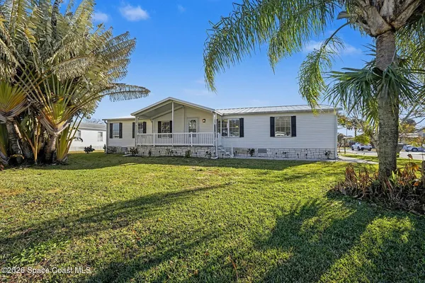 $295,000 | 926 Laurel Circle, Barefoot Bay, FL 32976