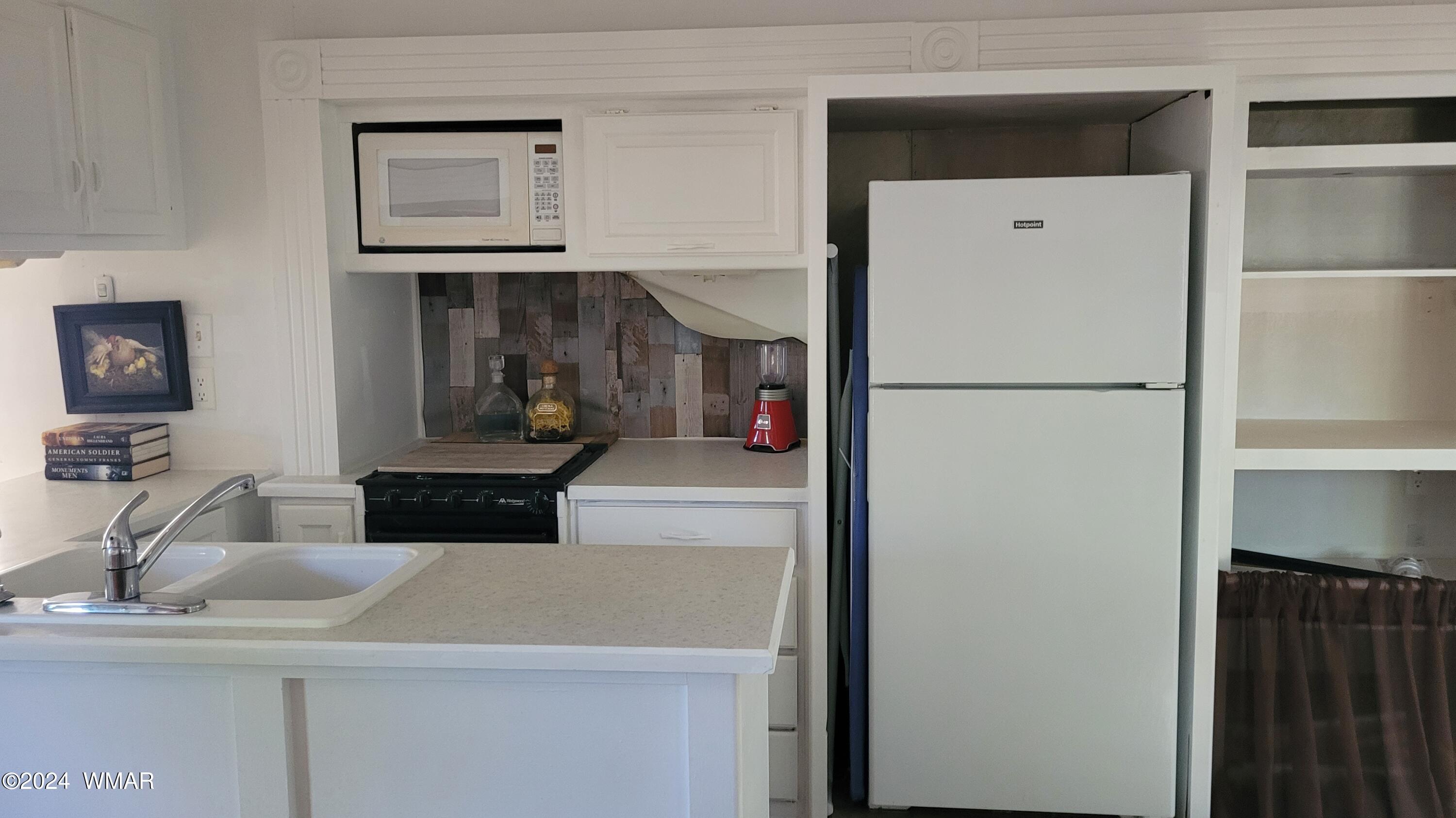 1930 Larson Road, Unit 1 Lakeside, AZ 85929 - Photo 13 of 23 20240903_154249