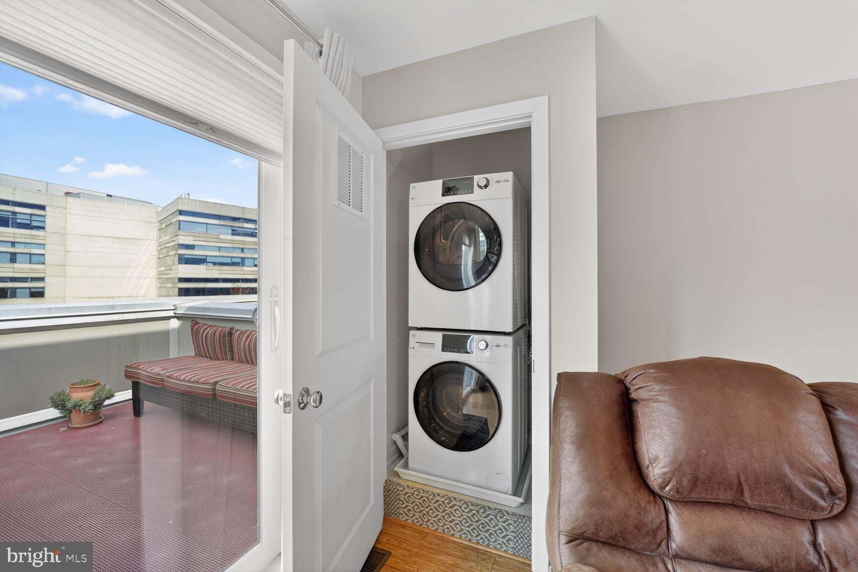 814 3rd Street Southeast Washington, DC 20003 - Photo 24 of 36 a view of livingroom with washer and dryer