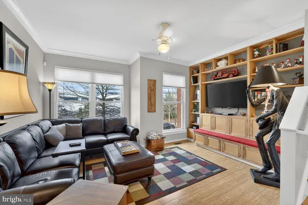 $1,175,000 | 814 3rd Street Southeast, Washington, DC 20003