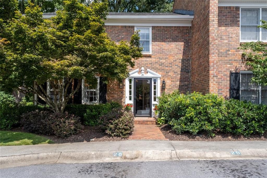 4545 Wieuca Road Northeast, Unit 20 Atlanta, GA 30342 - Photo 1 of 36