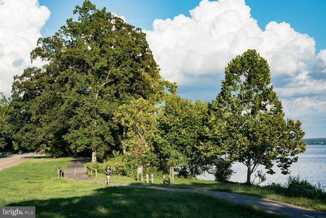 $482,500 | 910 Powhatan Street, Unit 305N, Alexandria, VA 22314