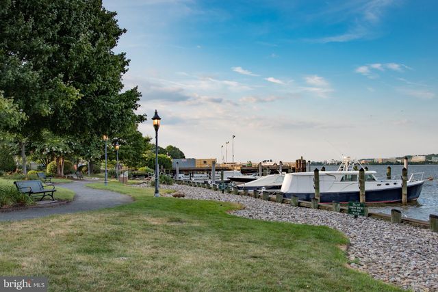 $482,500 | 910 Powhatan Street, Unit 305N, Alexandria, VA 22314