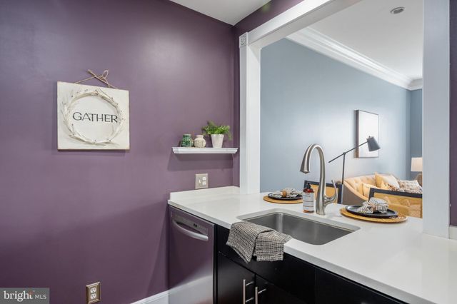 $482,500 | 910 Powhatan Street, Unit 305N, Alexandria, VA 22314