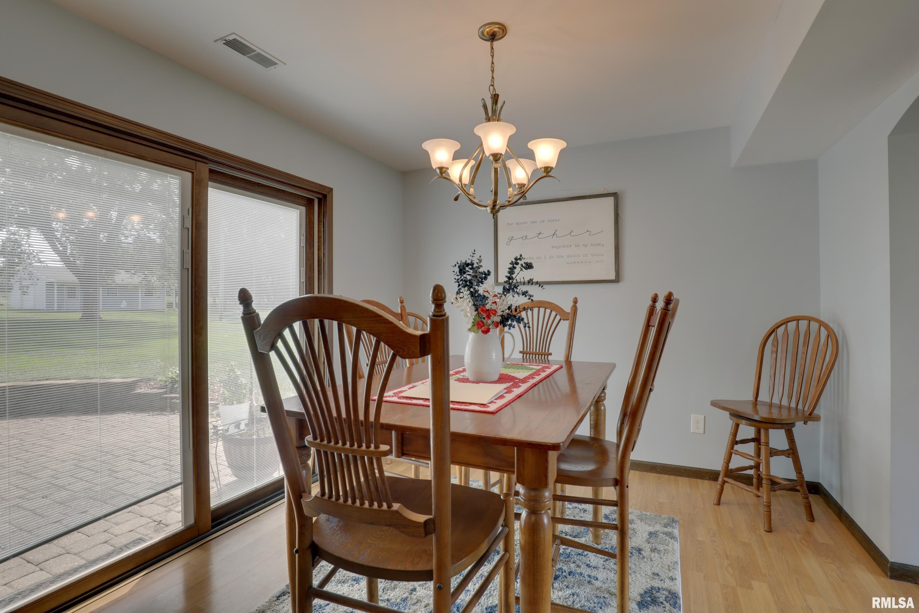 1802 Melview Road Quincy, IL 62305 - Photo 11 of 31 Gallery Image 11