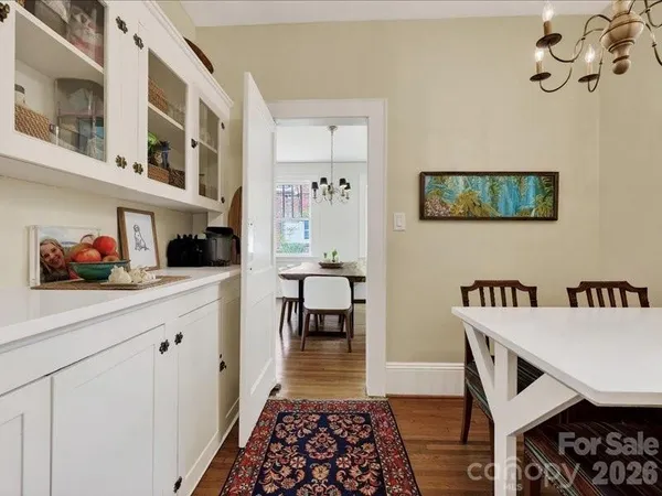 $1,300,000 | 204 South Laurel Avenue, Charlotte, NC 28207