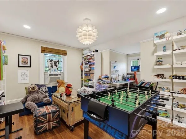 $1,300,000 | 204 South Laurel Avenue, Charlotte, NC 28207