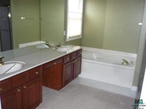 1908 Catlin Drive Rochester, MI 48306 - Photo 9 of 10 772734-8.JPG