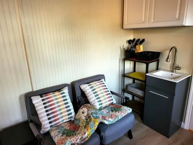 $950 | 6267 Hampton Drive North, Unit B, St. Petersburg, FL 33710