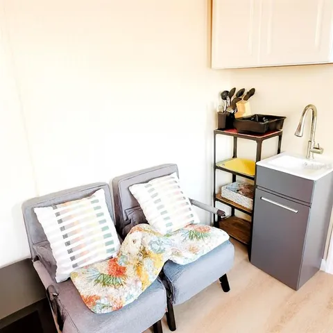 $880 | 6267 Hampton Drive North, Unit B, St. Petersburg, FL 33710