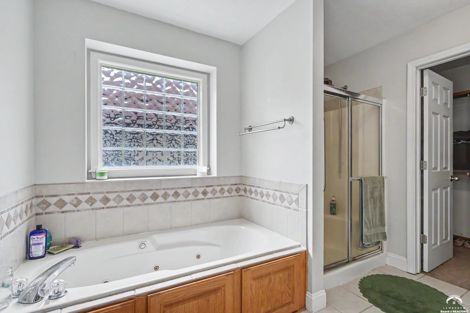 3238 Huntington Road Lawrence, KS 66049 - Photo 29 of 49