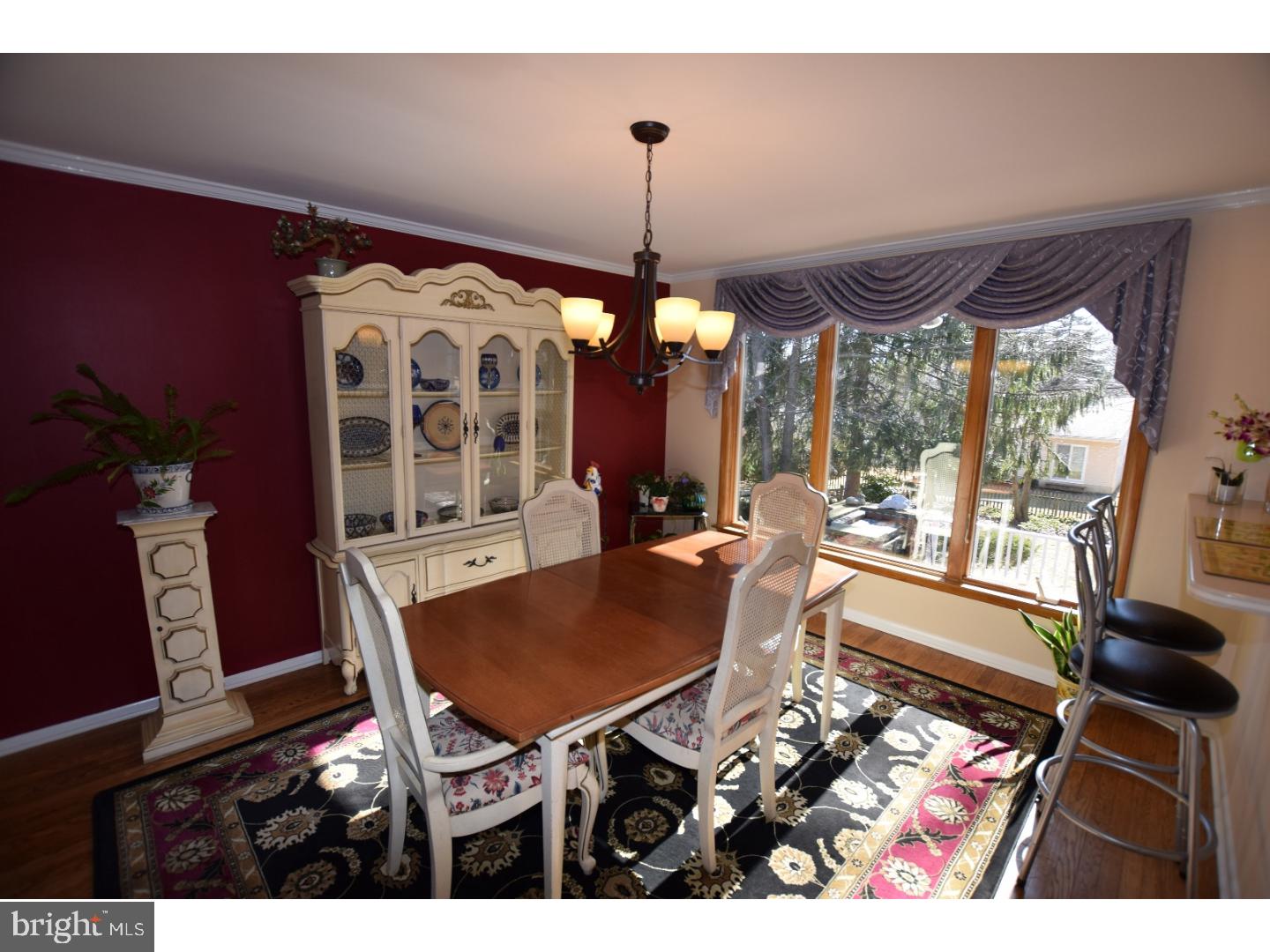 257 Ellis Road Havertown, PA 19083 - Photo 7 of 25 Dining Room