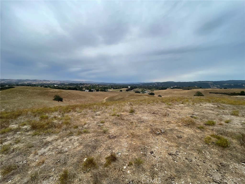 1 Las Tablas Road Templeton, CA 93465 - Photo 7 of 8