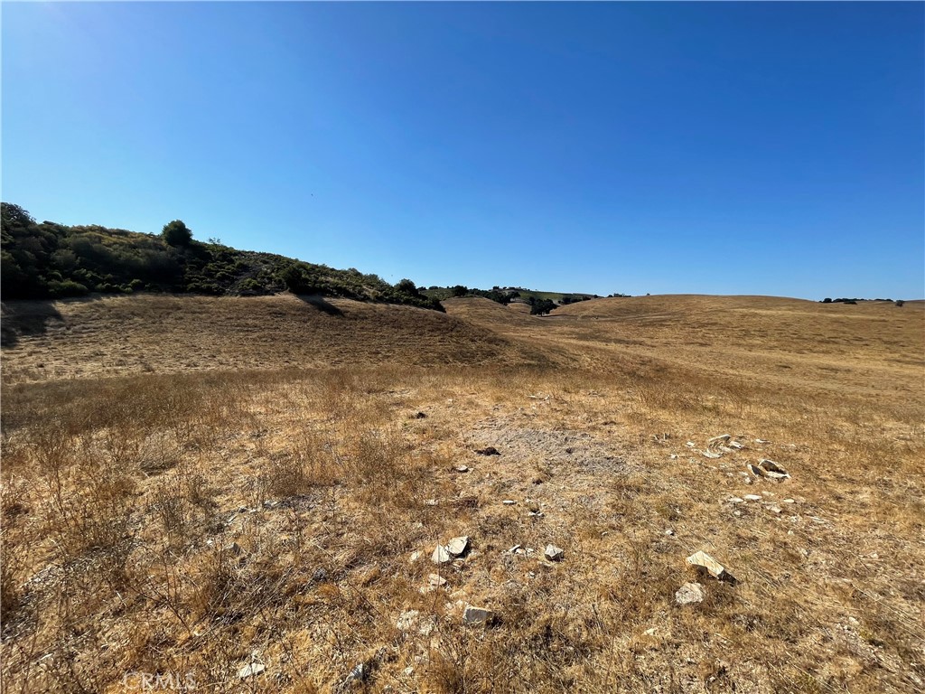 1 Las Tablas Road Templeton, CA 93465 - Photo 8 of 8 a view of beach and an ocean