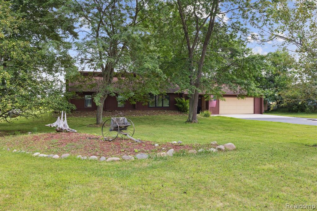 6146 Duffield Road Flushing, MI 48433 - Photo 2 of 37