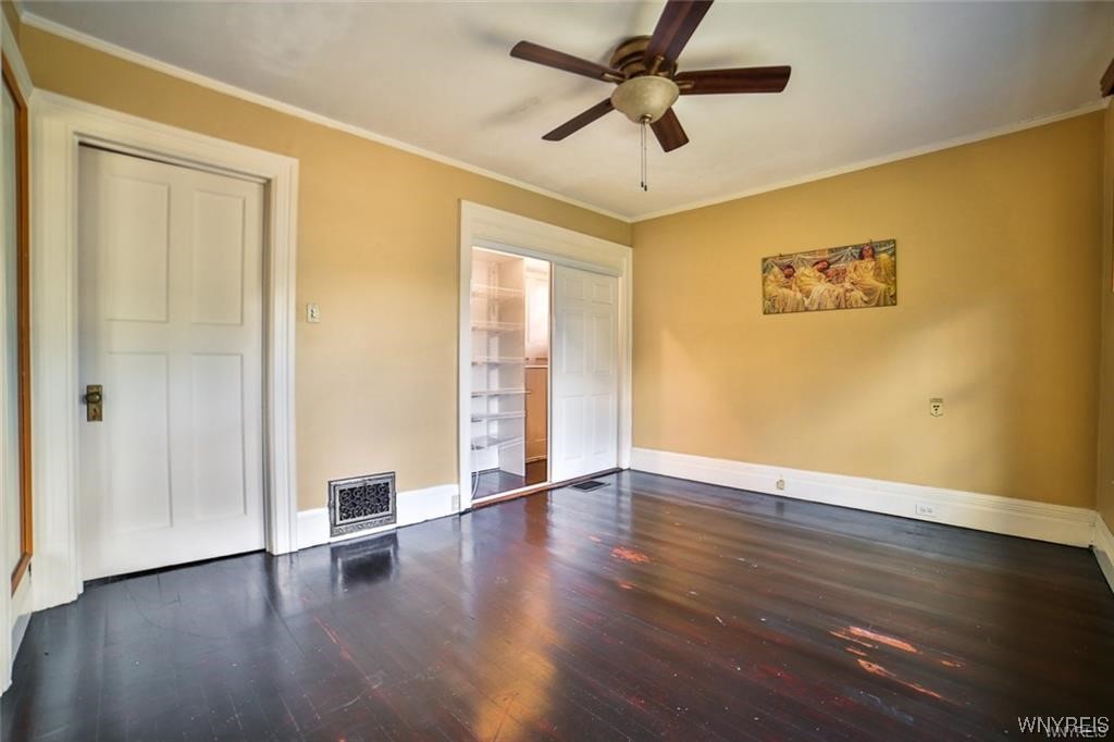 32 Colonial Circle Buffalo, NY 14213 - Photo 26 of 36