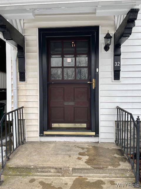 32 Colonial Circle Buffalo, NY 14213 - Photo 4 of 36