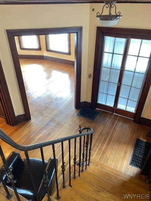 32 Colonial Circle Buffalo, NY 14213 - Photo 9 of 36